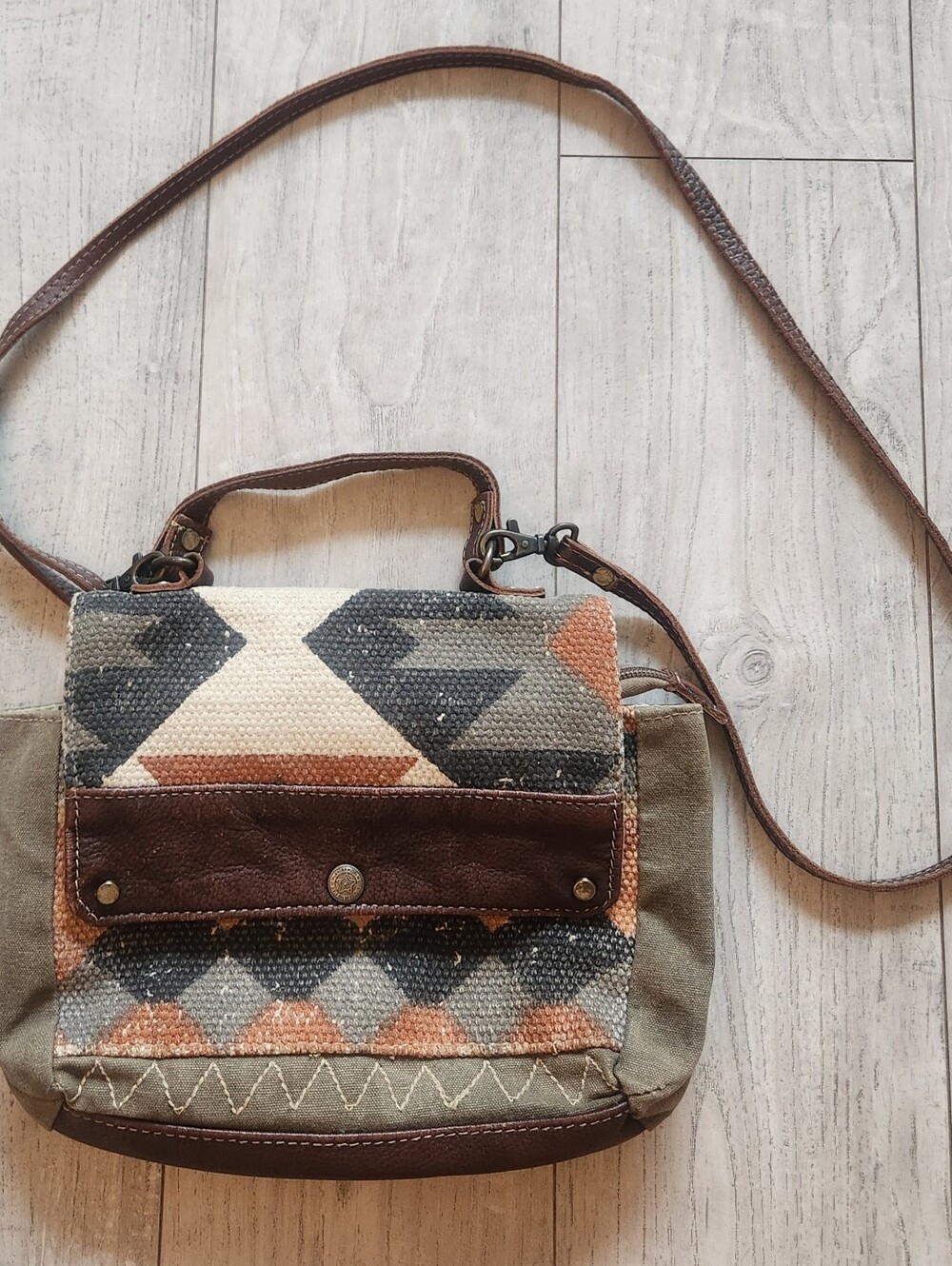 MYRA Southwest Canvas Crossbody Bag